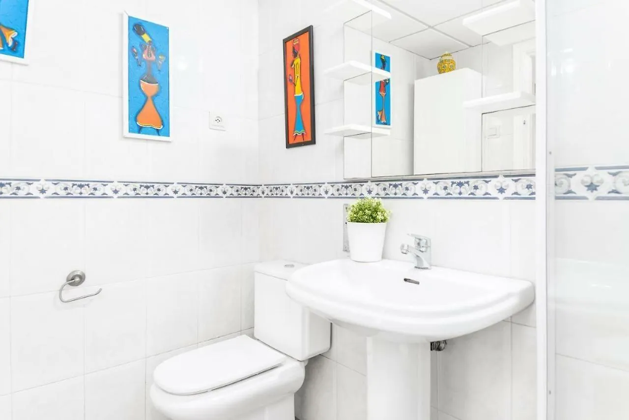 Lovely Suite With River Views And Parking Malaga Spain