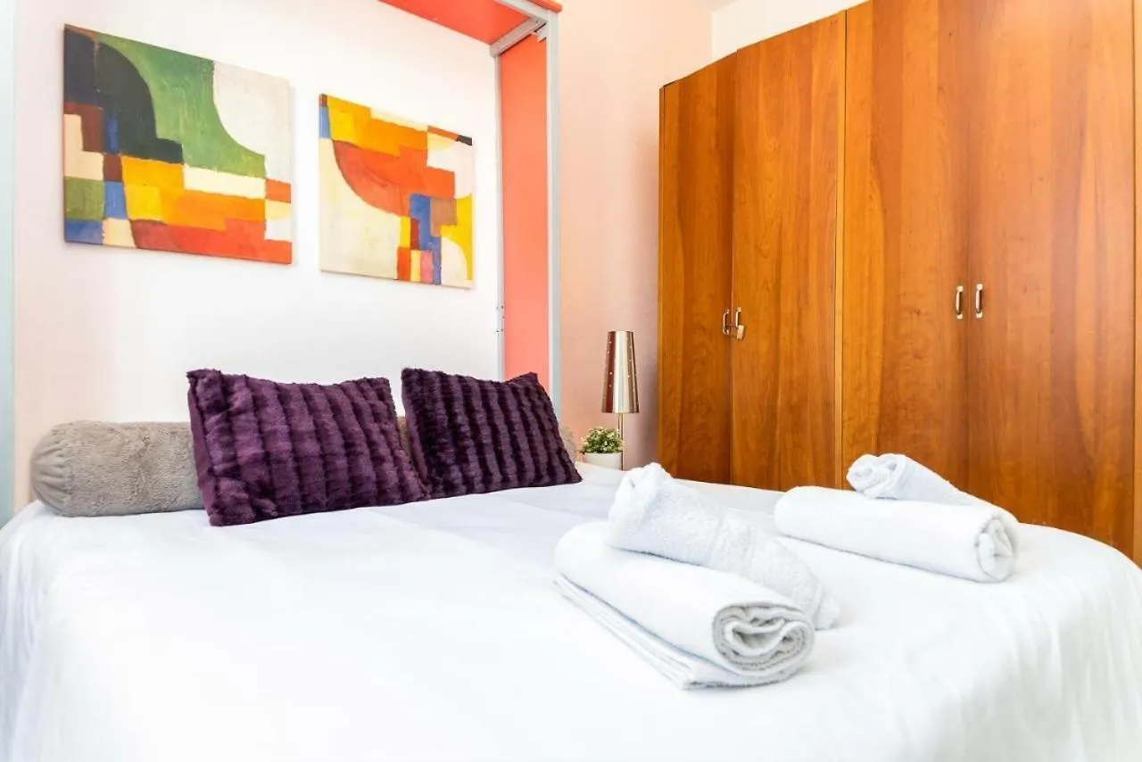 Lovely Suite With River Views And Parking Malaga Apartment